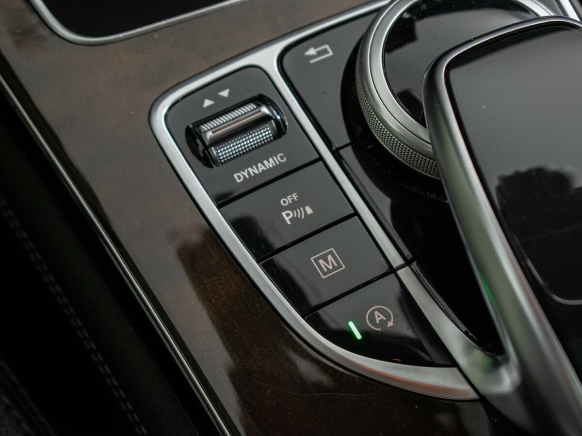 Mercedes-Benz GLC с пробегом — 2017 год. Фото: #15