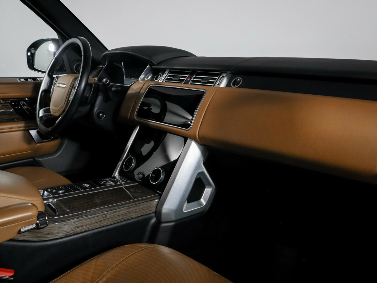 Land Rover Range Rover с пробегом — 2019 год. Фото: #7