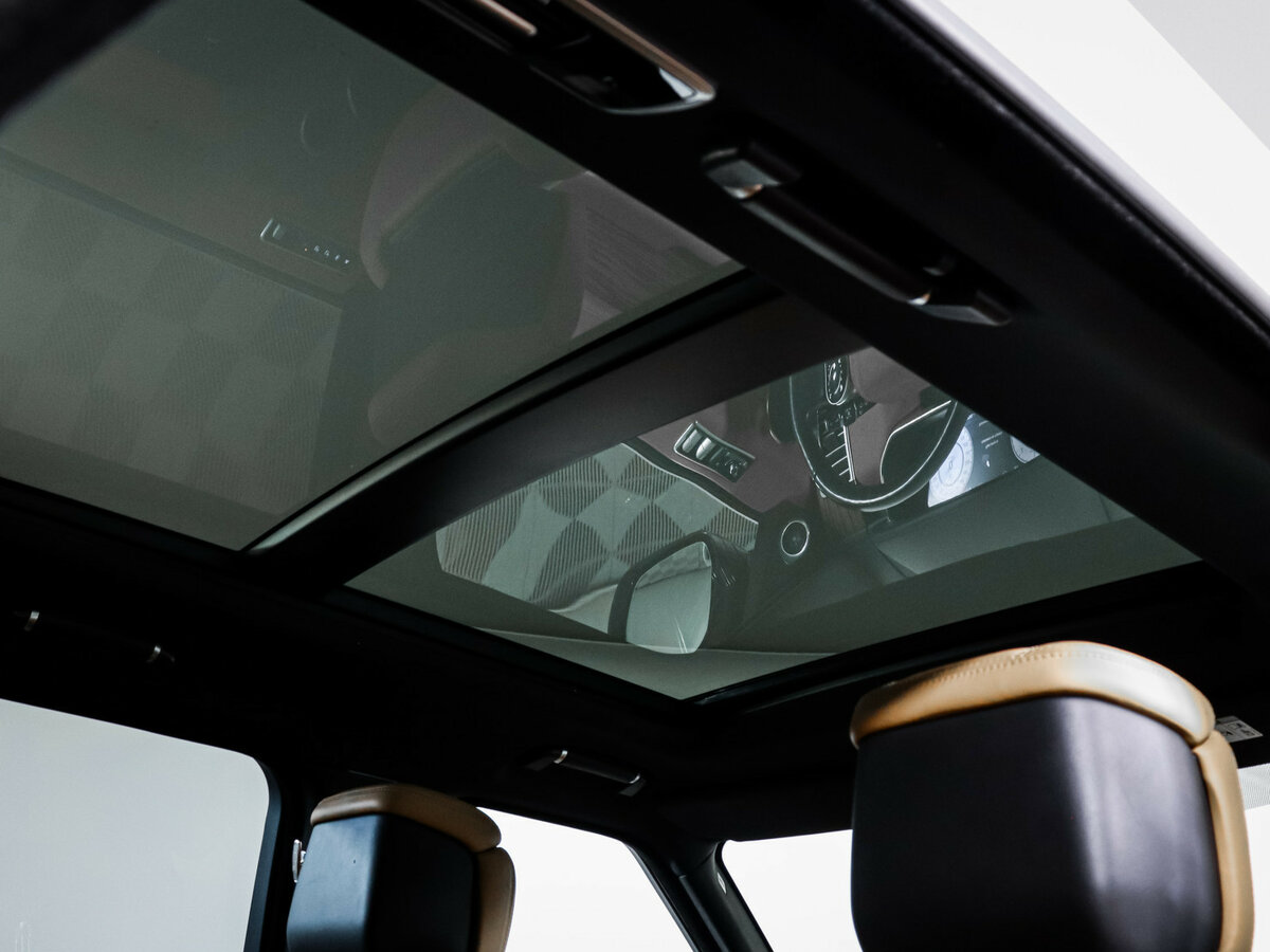 Land Rover Range Rover с пробегом — 2019 год. Фото: #13