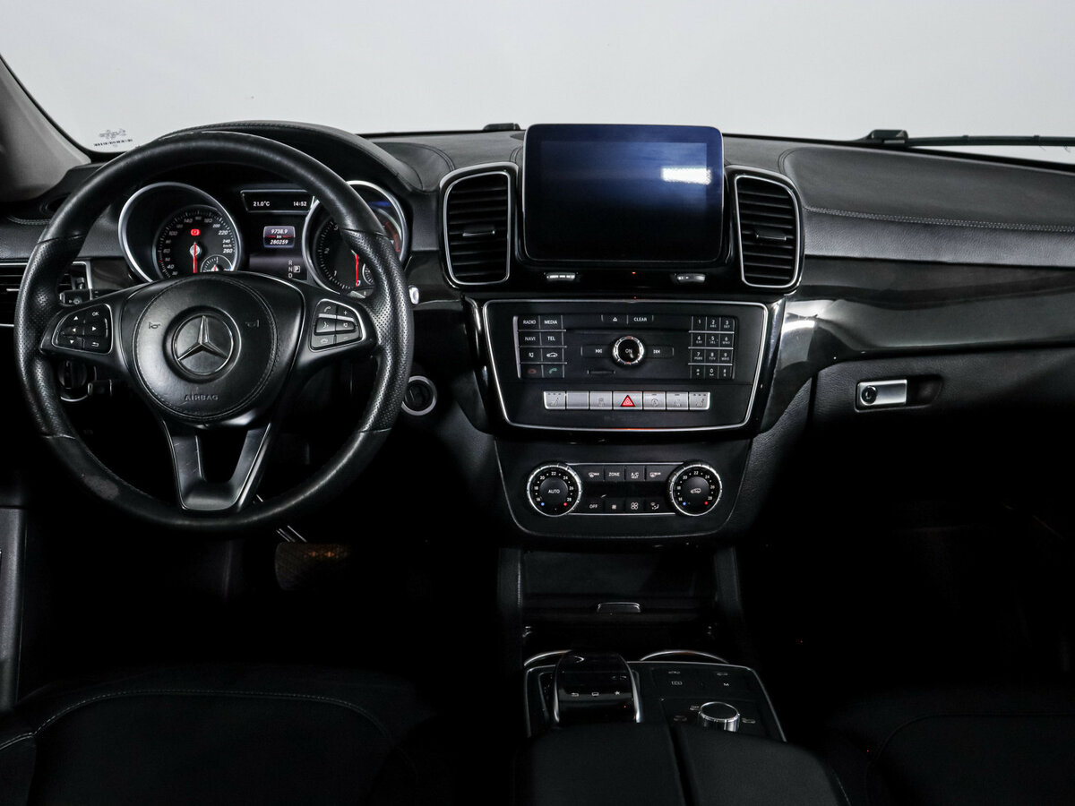 Mercedes-Benz GLS с пробегом — 2016 год. Фото: #8