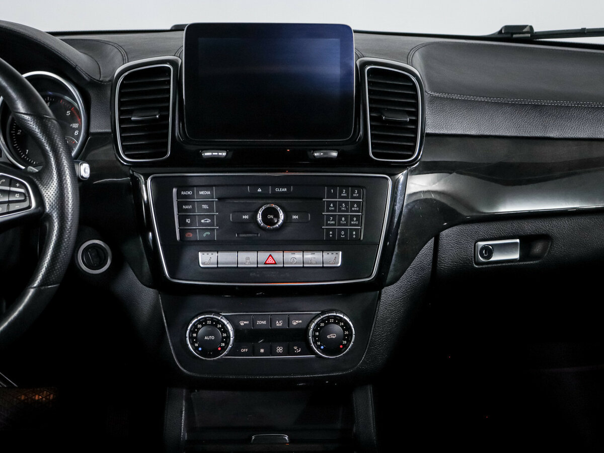 Mercedes-Benz GLS с пробегом — 2016 год. Фото: #9