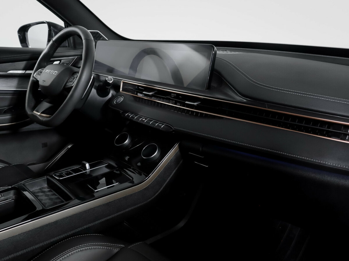 EXEED LX с пробегом — 2024 год. Фото: #8