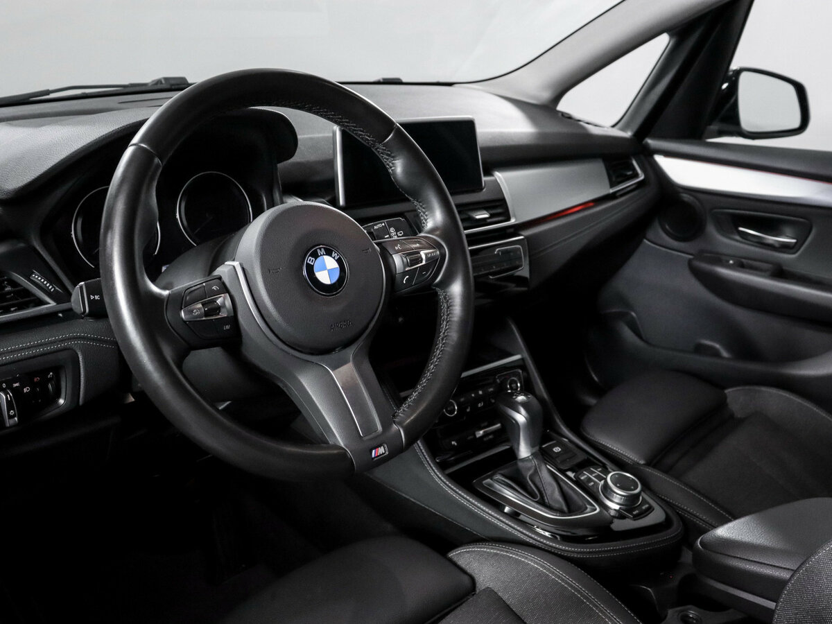 BMW 2 серии Active Tourer с пробегом — 2019 год. Фото: #10