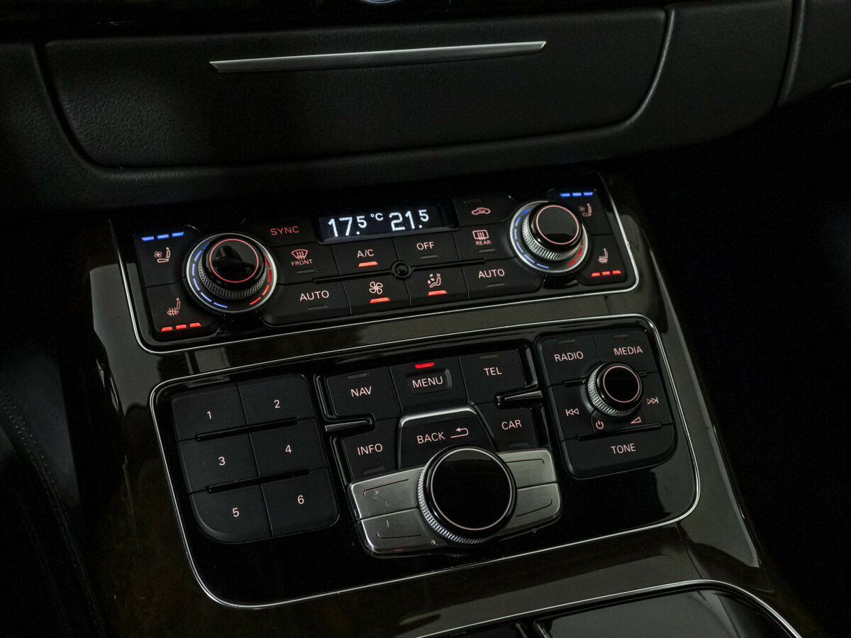 Audi A8 с пробегом — 2014 год. Фото: #13