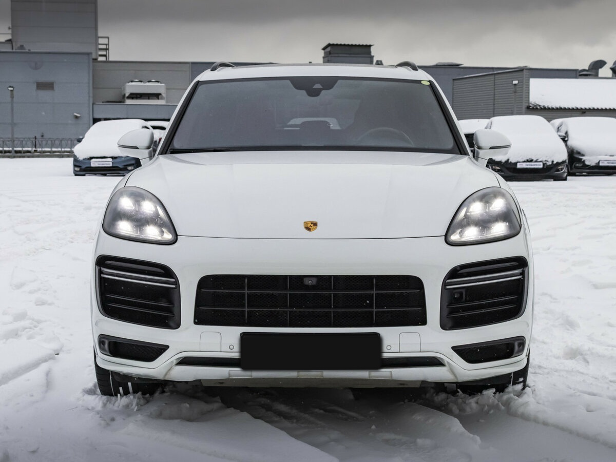 Porsche Cayenne с пробегом — 2018 год. Фото: #1
