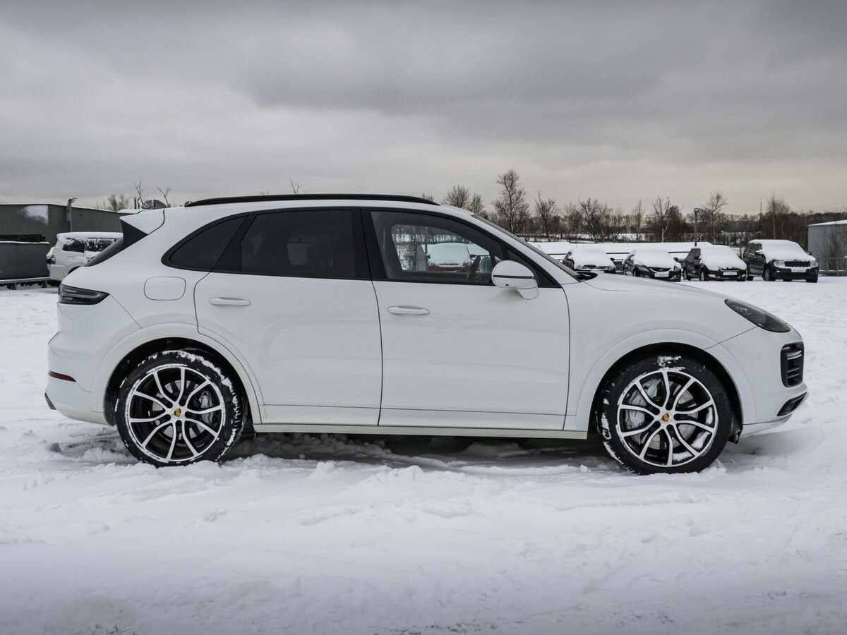 Porsche Cayenne с пробегом — 2018 год. Фото: #3