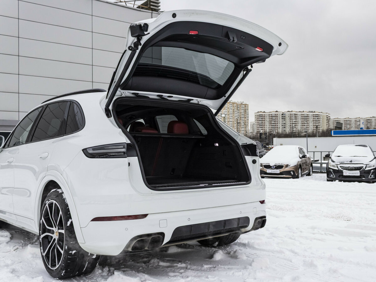 Porsche Cayenne с пробегом — 2018 год. Фото: #26