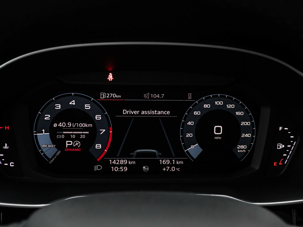 Audi Q3 с пробегом — 2023 год. Фото: #9