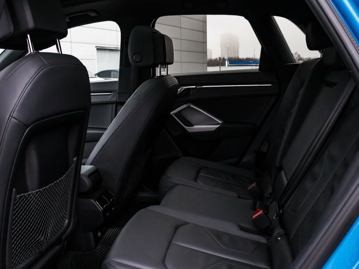 Audi Q3 с пробегом — 2023 год. Фото: #11