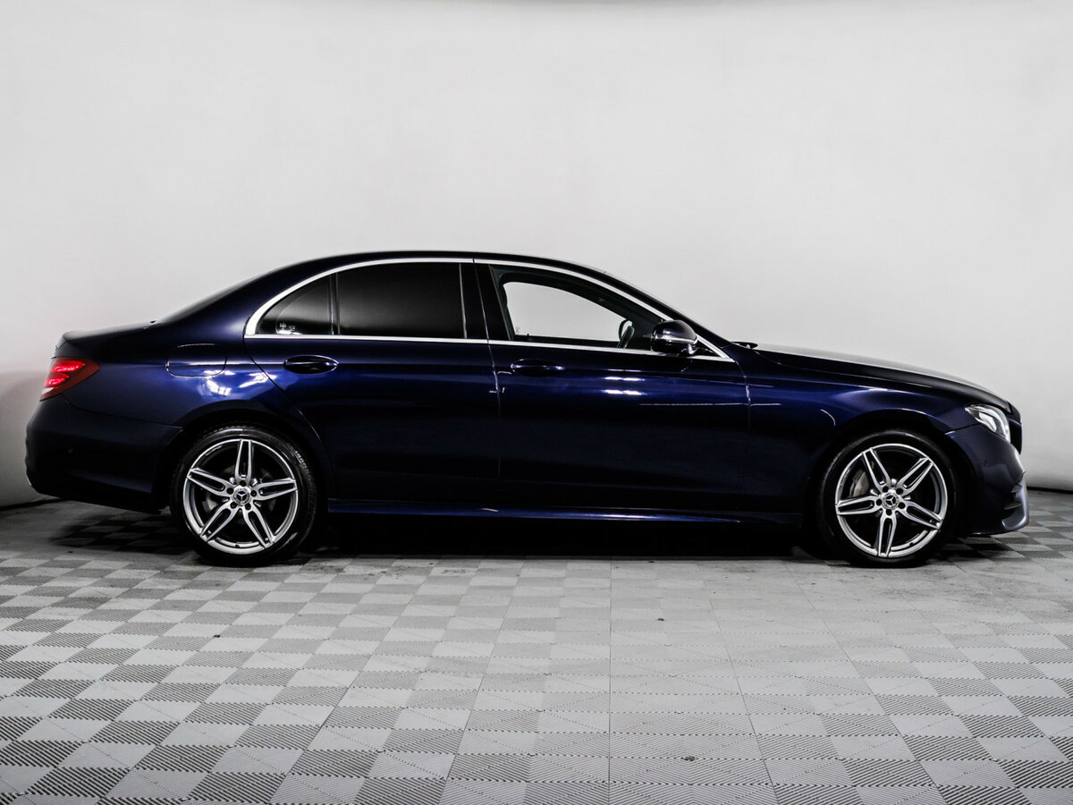 Mercedes-Benz E-Класс с пробегом — 2020 год. Фото: #3