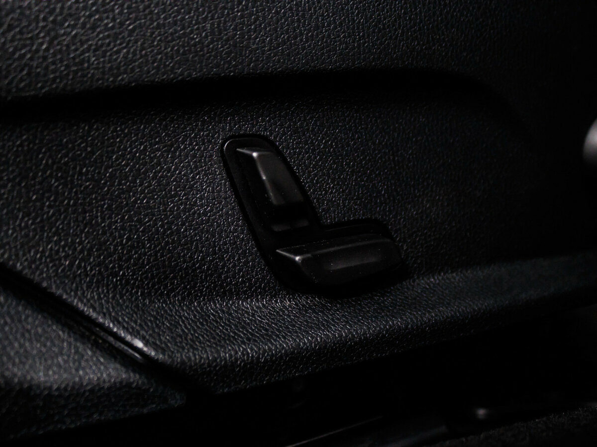 Mercedes-Benz E-Класс с пробегом — 2020 год. Фото: #17