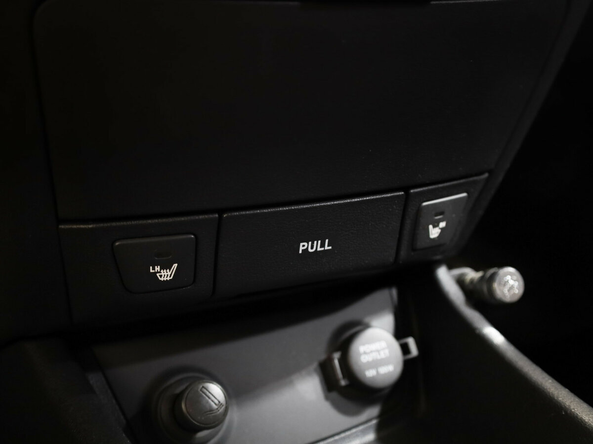 Hyundai Elantra с пробегом — 2008 год. Фото: #13