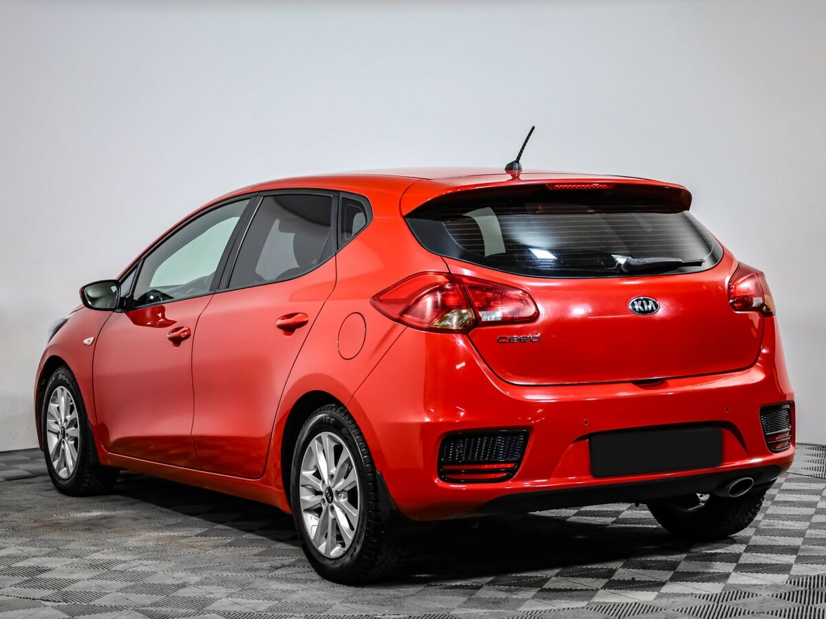 Kia Ceed с пробегом — 2016 год. Фото: #5