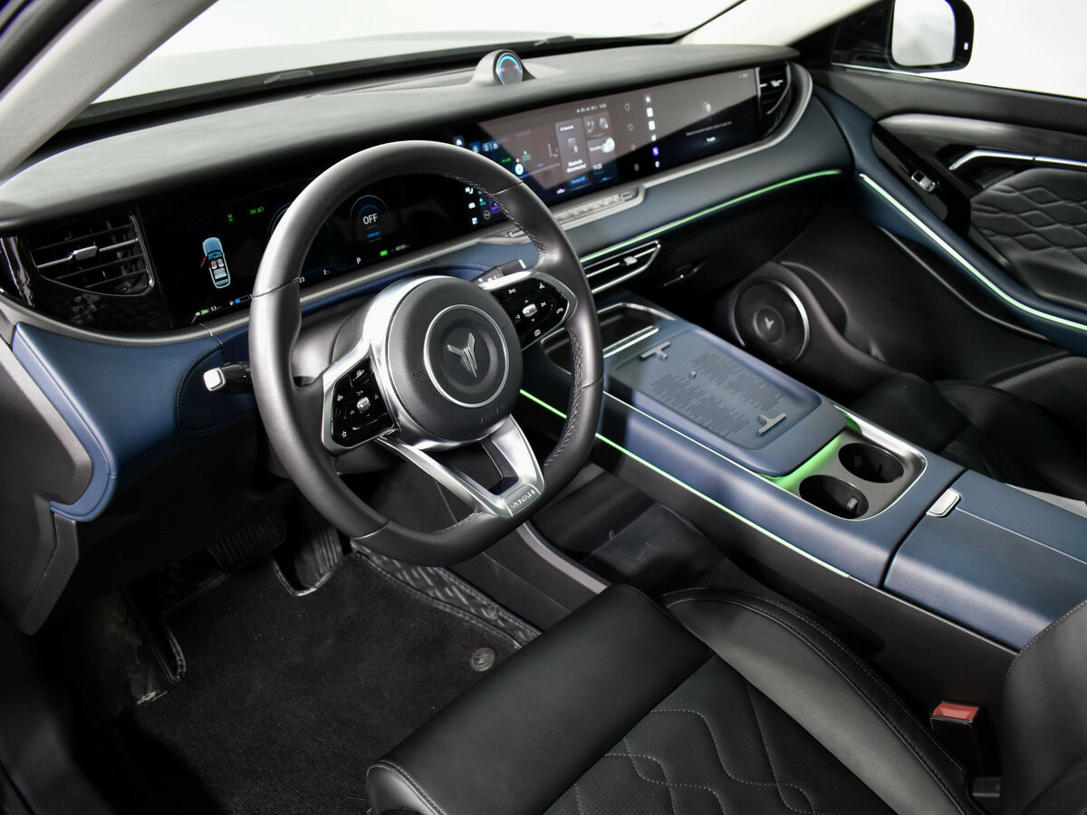 Voyah Free с пробегом — 2023 год. Фото: #6