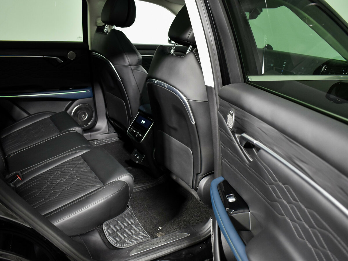 Voyah Free с пробегом — 2023 год. Фото: #9