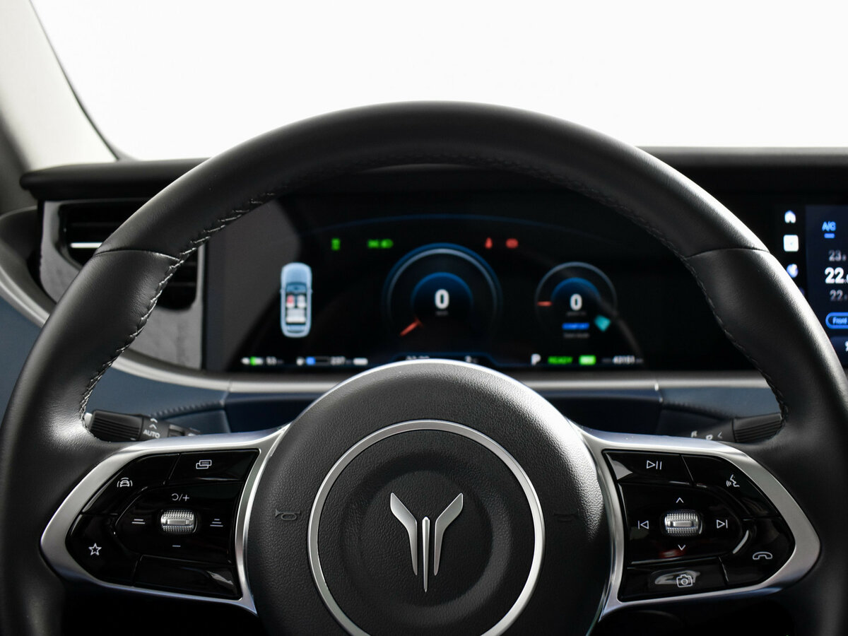 Voyah Free с пробегом — 2023 год. Фото: #13