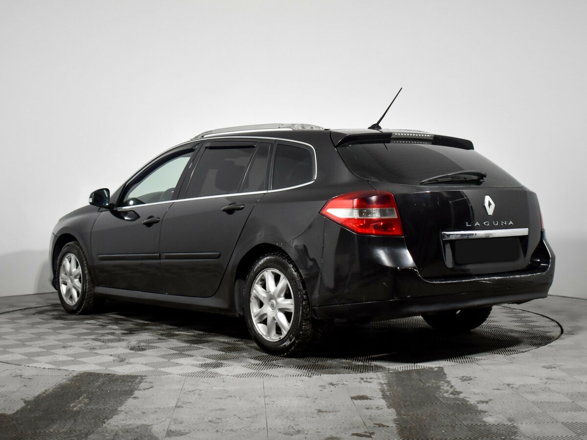 Renault Laguna с пробегом — 2009 год. Фото: #5