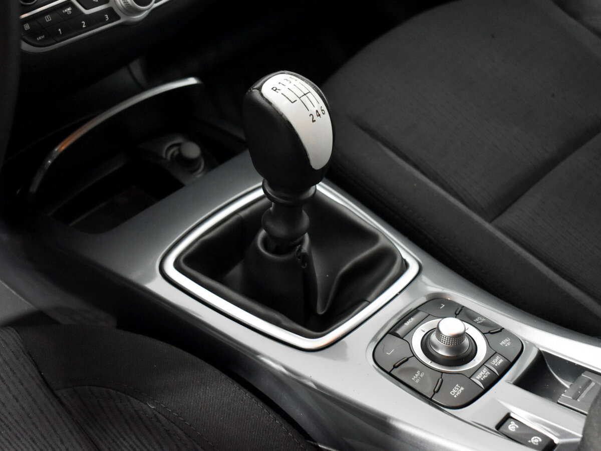 Renault Laguna с пробегом — 2009 год. Фото: #8