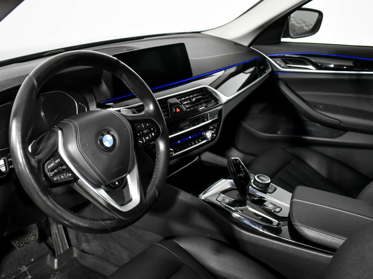 BMW 5 серии с пробегом — 2020 год. Фото: #6