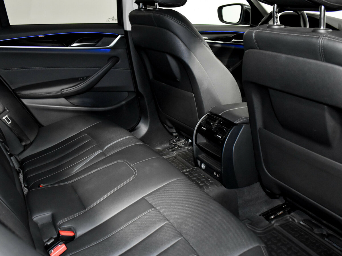 BMW 5 серии с пробегом — 2020 год. Фото: #14