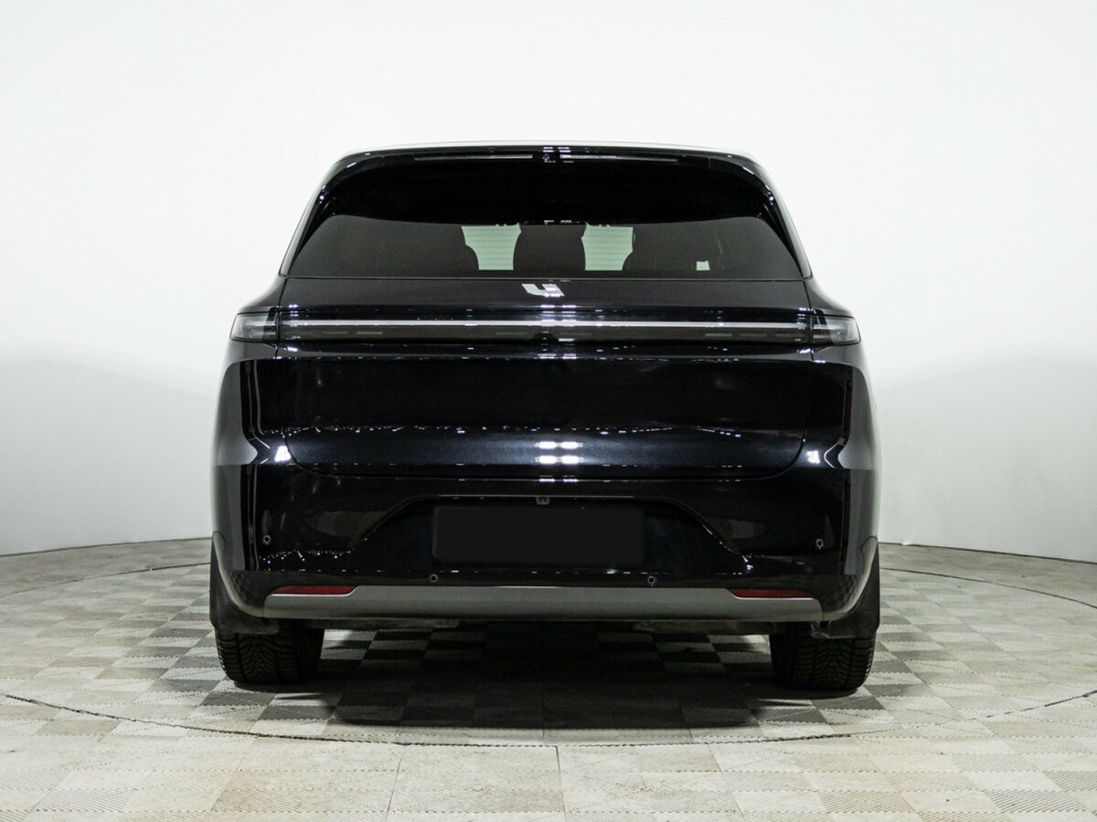 Li Auto (Lixiang) L6 с пробегом — 2024 год. Фото: #4