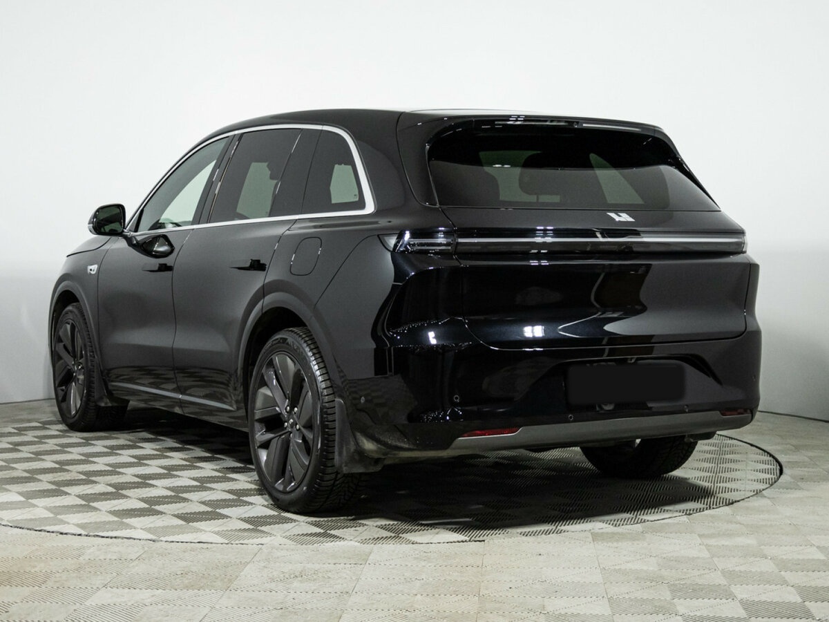 Li Auto (Lixiang) L6 с пробегом — 2024 год. Фото: #5