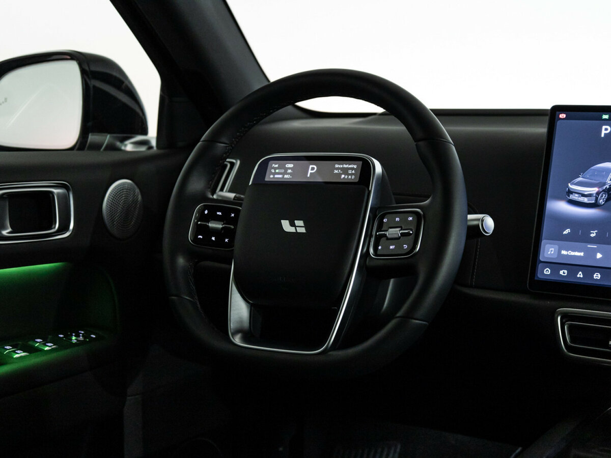 Li Auto (Lixiang) L6 с пробегом — 2024 год. Фото: #20