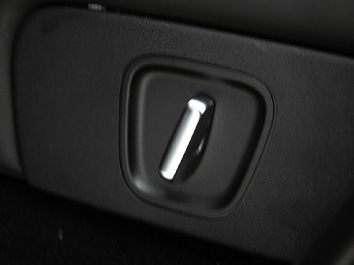 Li Auto (Lixiang) L6 с пробегом — 2024 год. Фото: #22