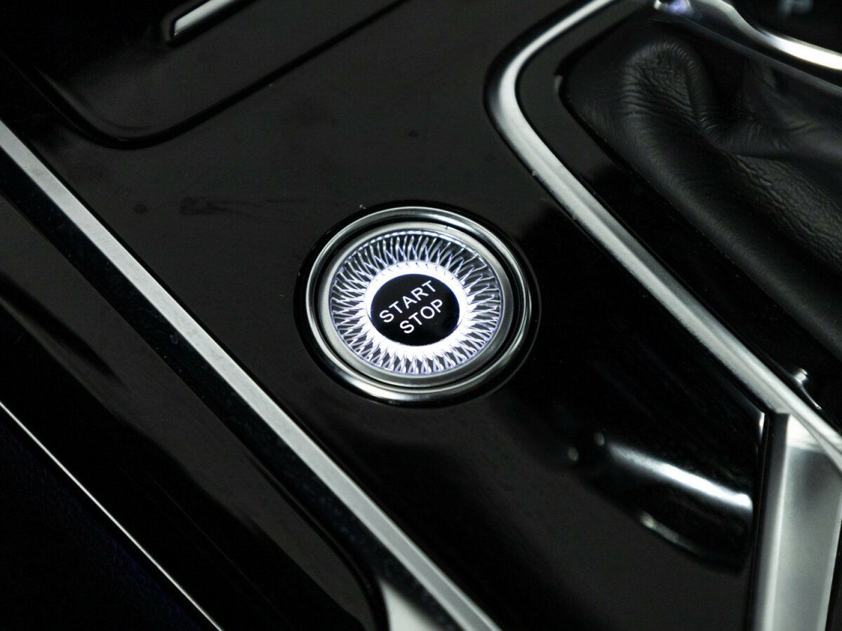 Hongqi HS5 с пробегом — 2023 год. Фото: #15