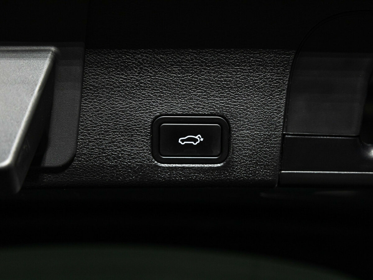 Geely Tugella с пробегом — 2023 год. Фото: #21