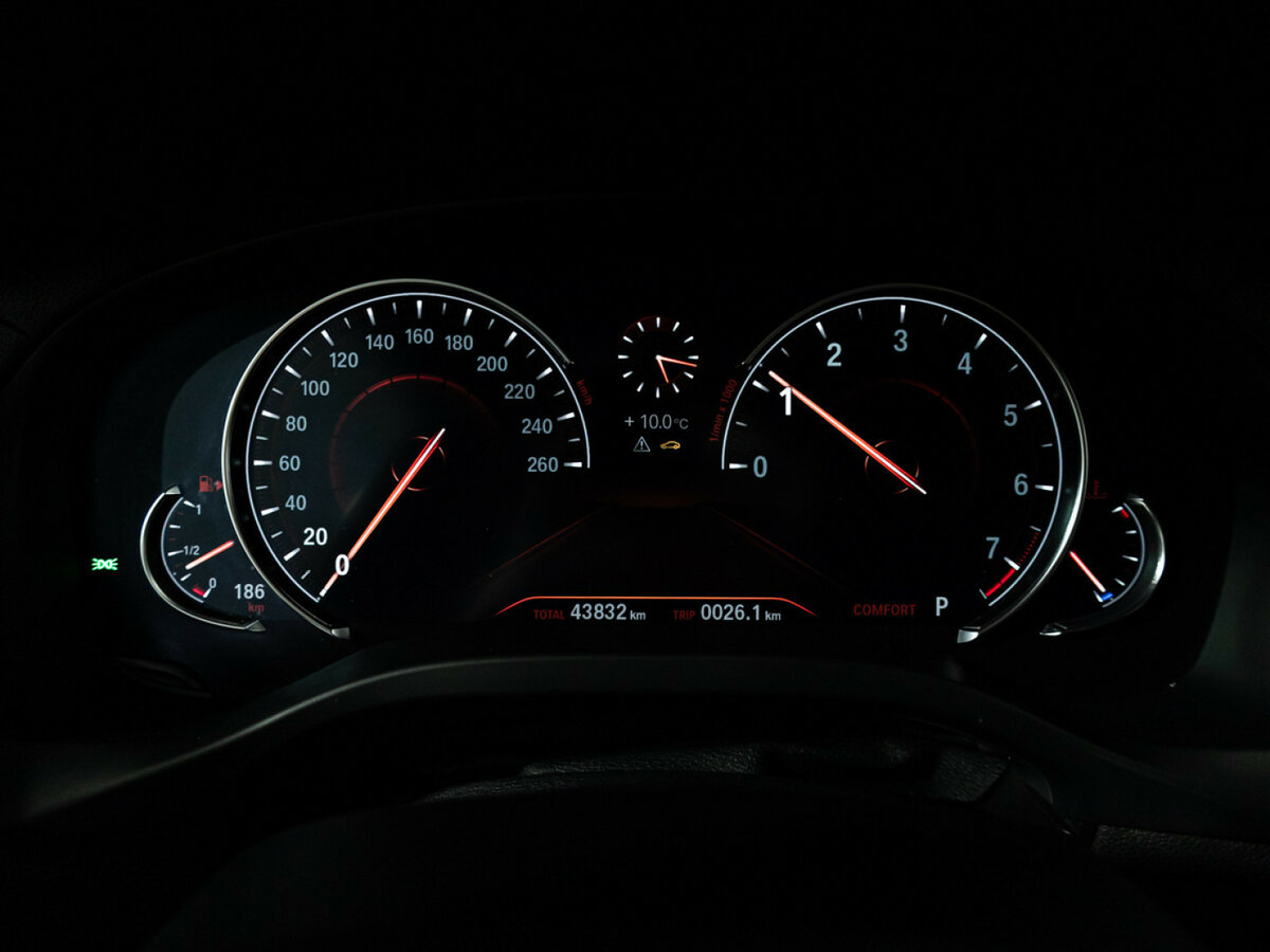 BMW X4 с пробегом — 2018 год. Фото: #10