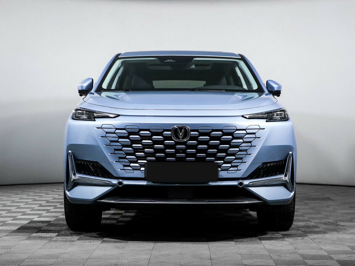 Changan UNI-K с пробегом — 2024 год. Фото: #1