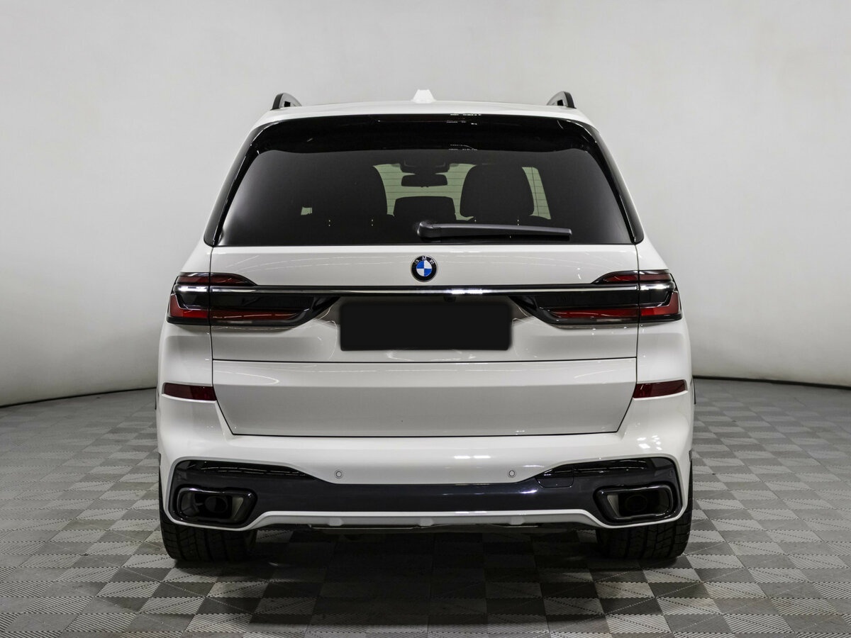 BMW X7 с пробегом — 2022 год. Фото: #4