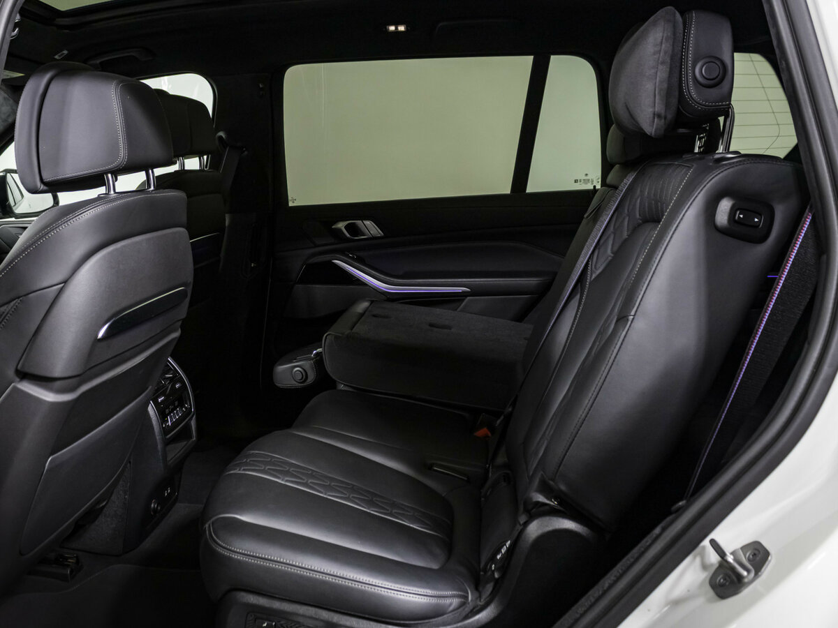 BMW X7 с пробегом — 2022 год. Фото: #12