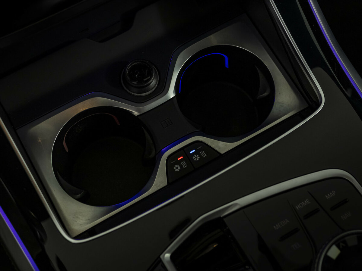 BMW X7 с пробегом — 2022 год. Фото: #19