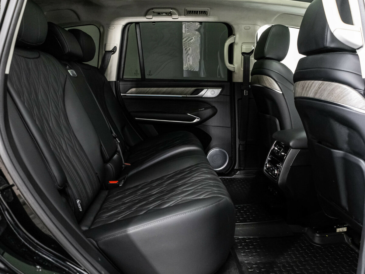 Tank 500 с пробегом — 2023 год. Фото: #24