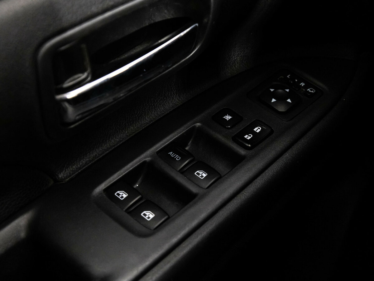 Mitsubishi Outlander с пробегом — 2017 год. Фото: #13