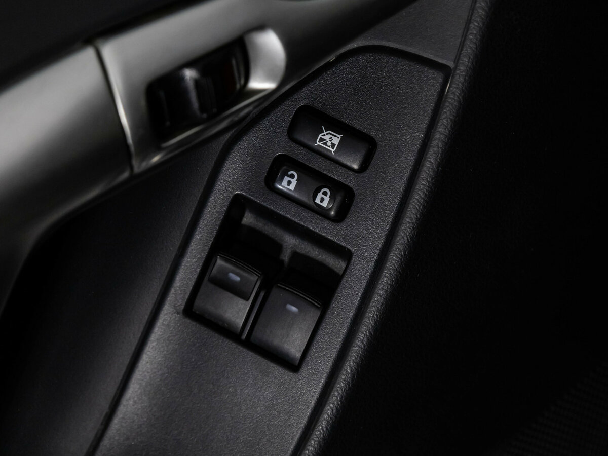 Toyota Verso с пробегом — 2011 год. Фото: #11