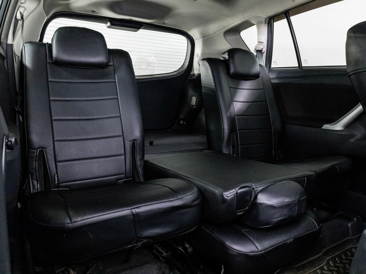 Toyota Verso с пробегом — 2011 год. Фото: #14