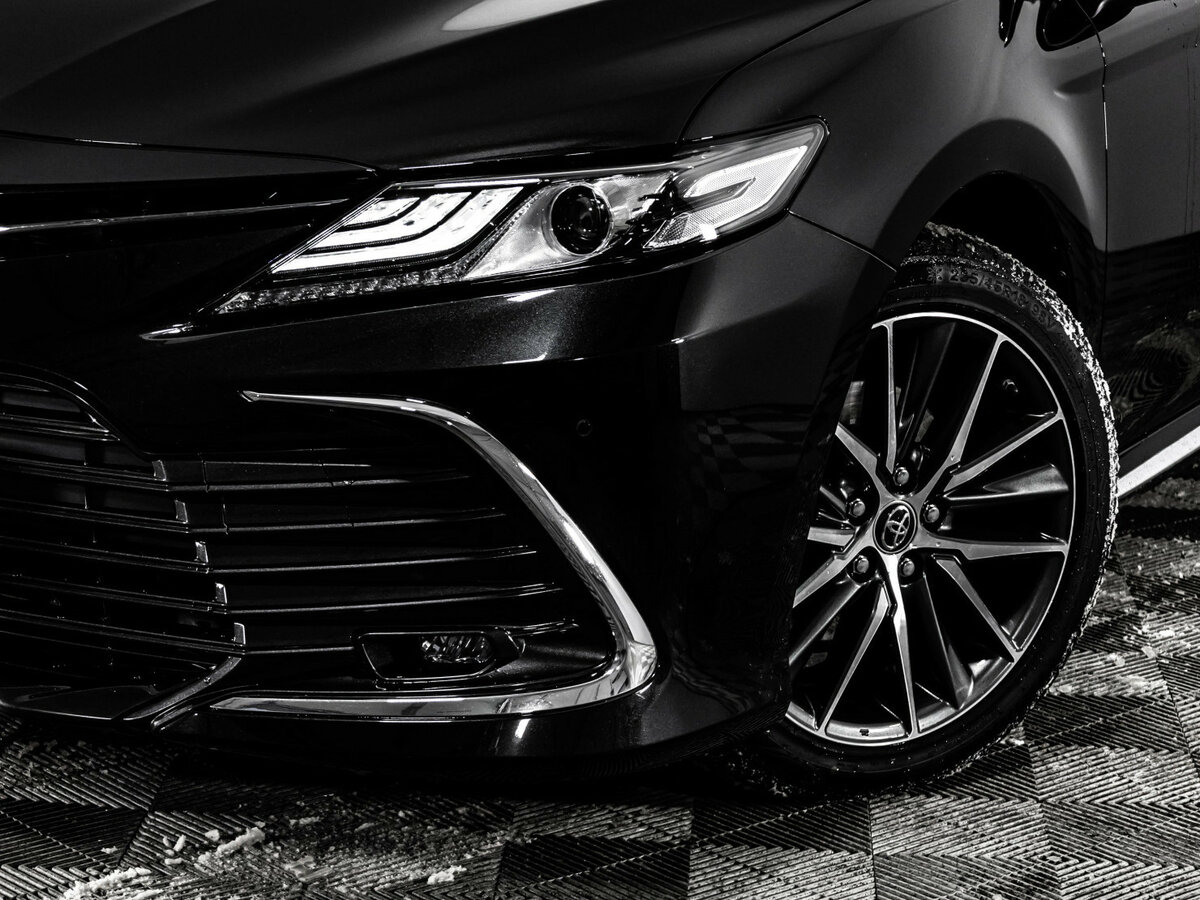 Toyota Camry с пробегом — 2023 год. Фото: #1