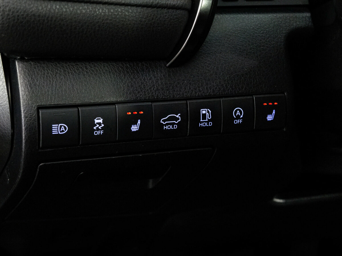 Toyota Camry с пробегом — 2023 год. Фото: #18