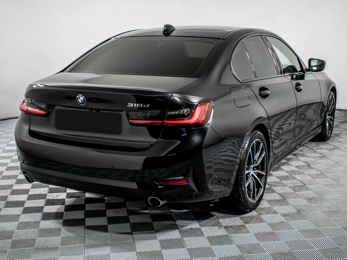 BMW 3 серии с пробегом — 2021 год. Фото: #3