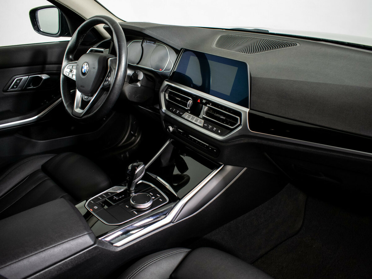 BMW 3 серии с пробегом — 2021 год. Фото: #7