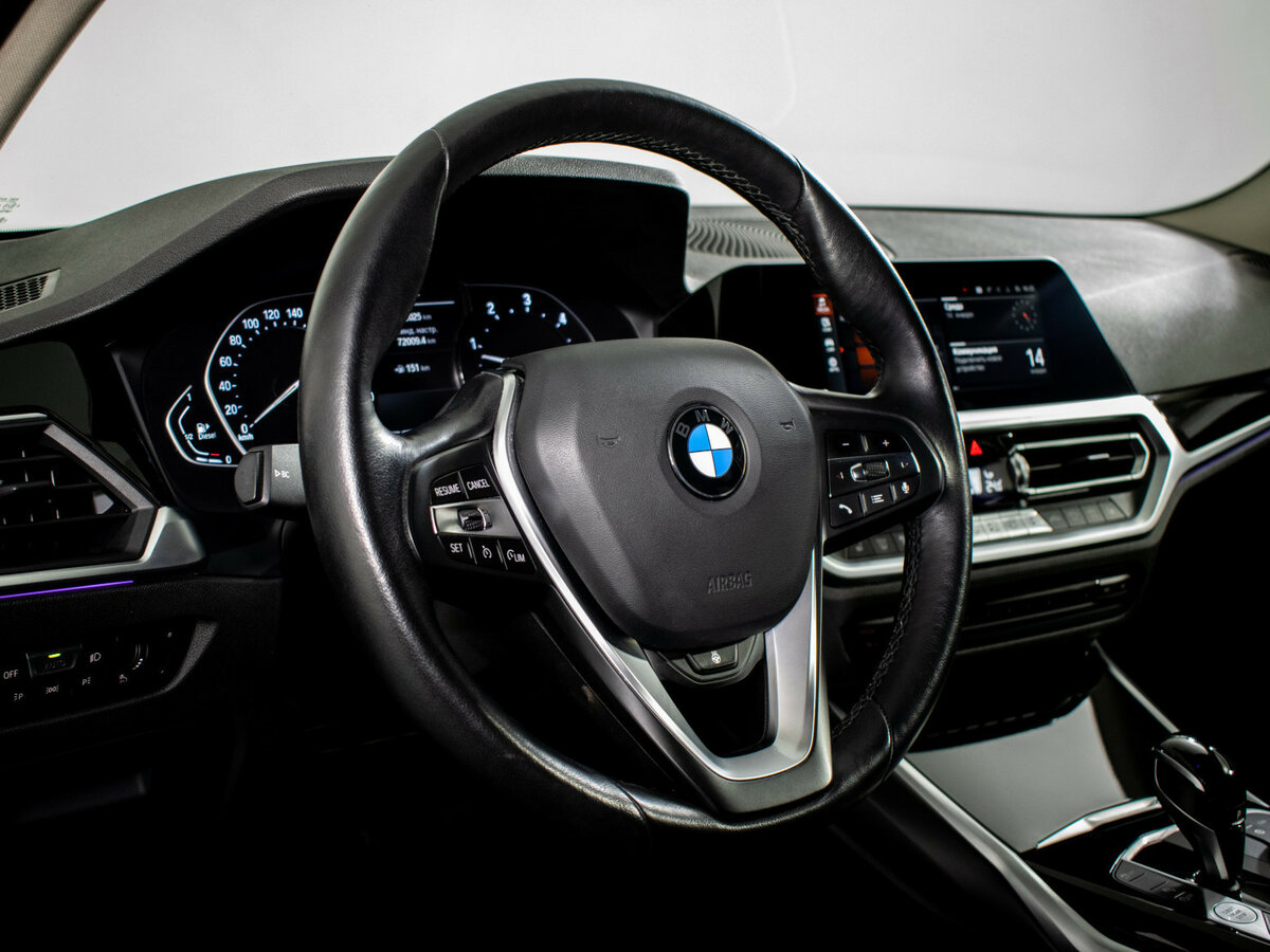 BMW 3 серии с пробегом — 2021 год. Фото: #10