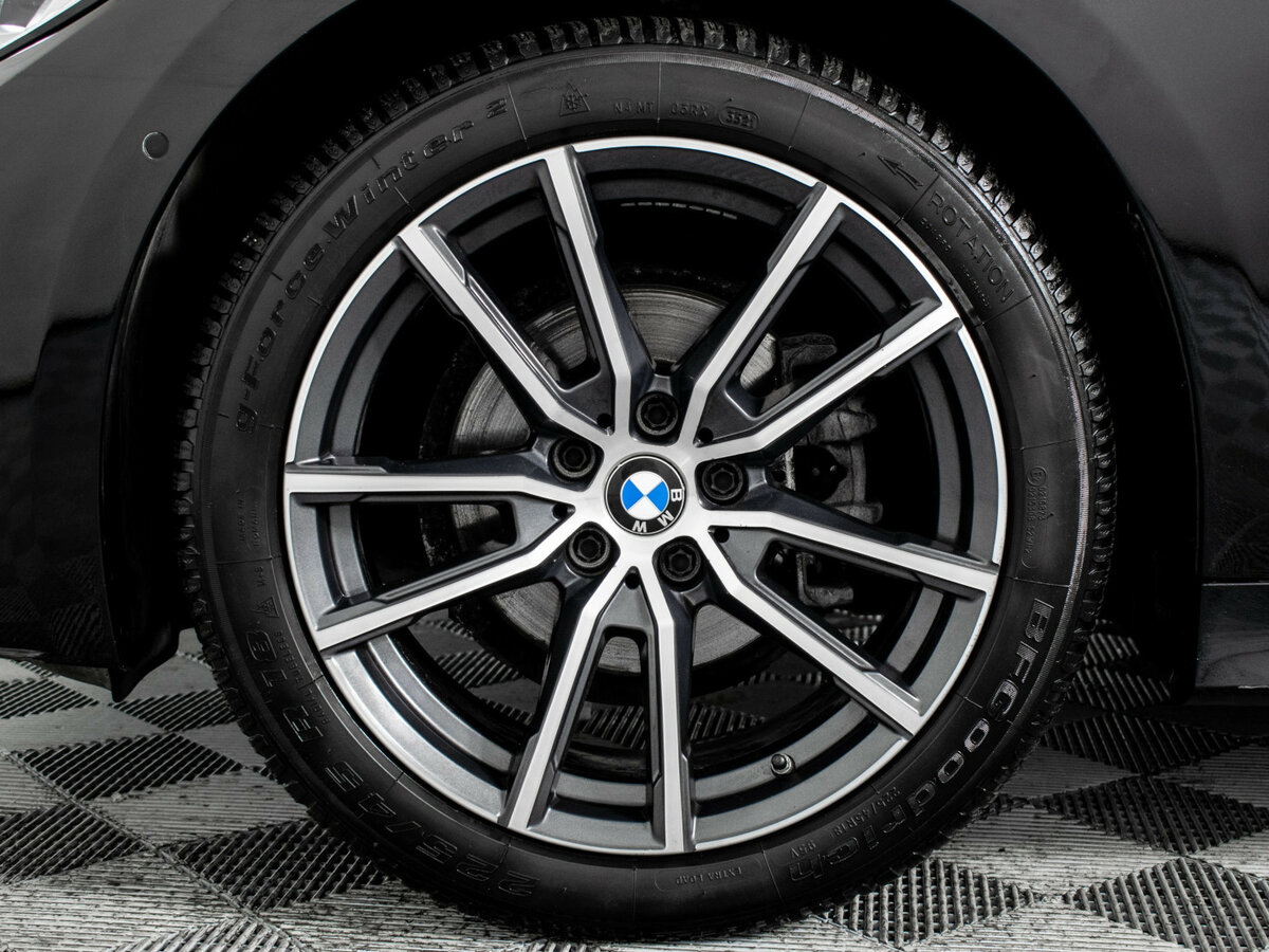 BMW 3 серии с пробегом — 2021 год. Фото: #14