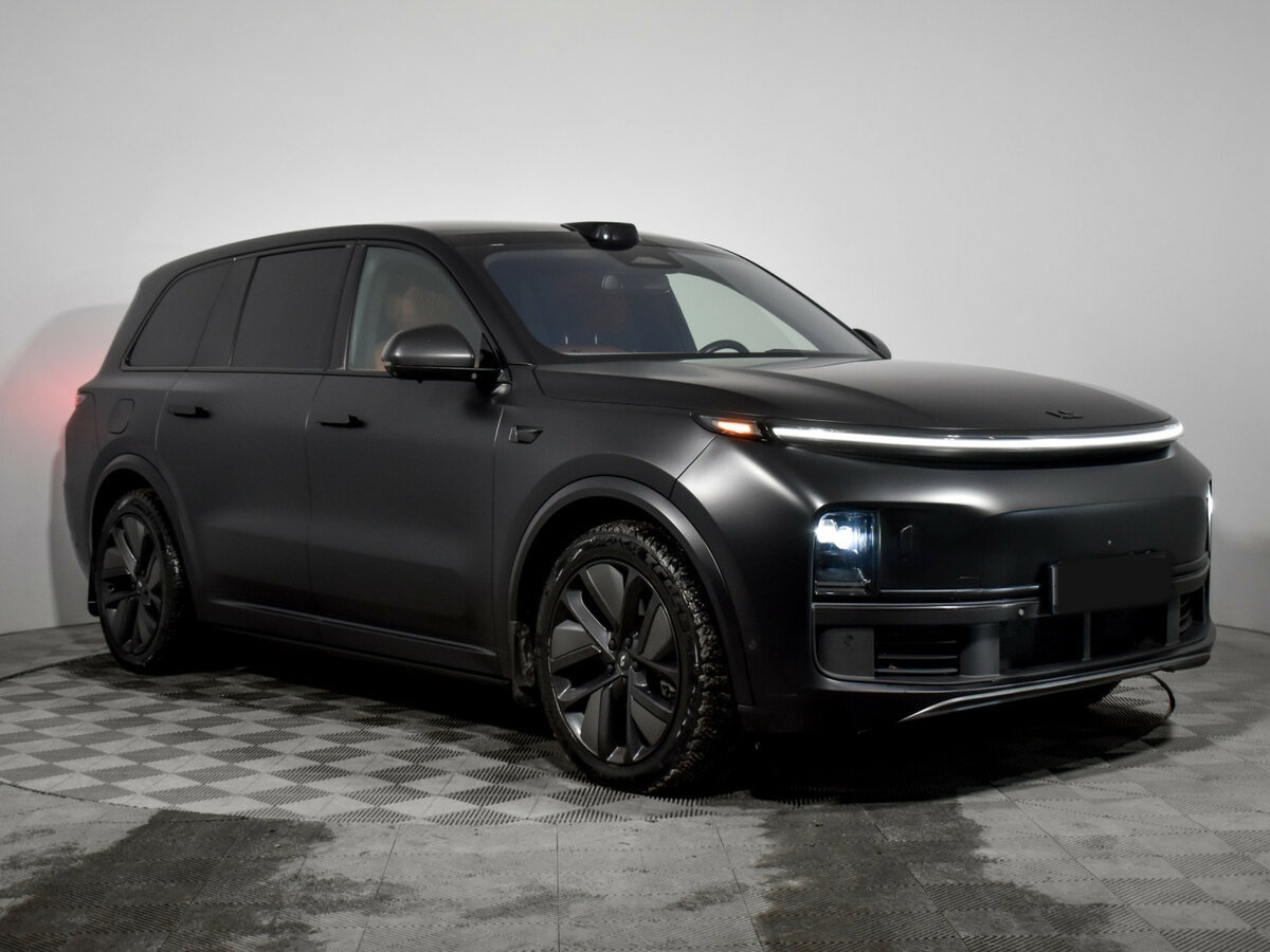 Li Auto (Lixiang) L9 с пробегом — 2023 год. Фото: #2