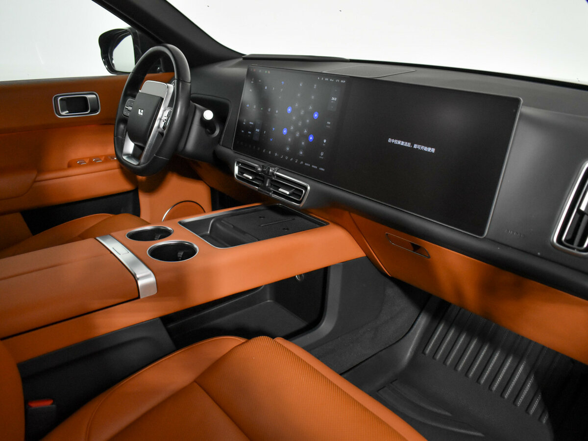 Li Auto (Lixiang) L9 с пробегом — 2023 год. Фото: #13