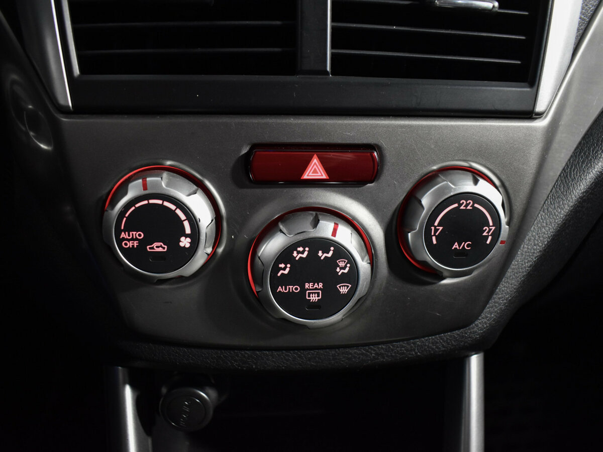 Subaru Forester с пробегом — 2008 год. Фото: #13