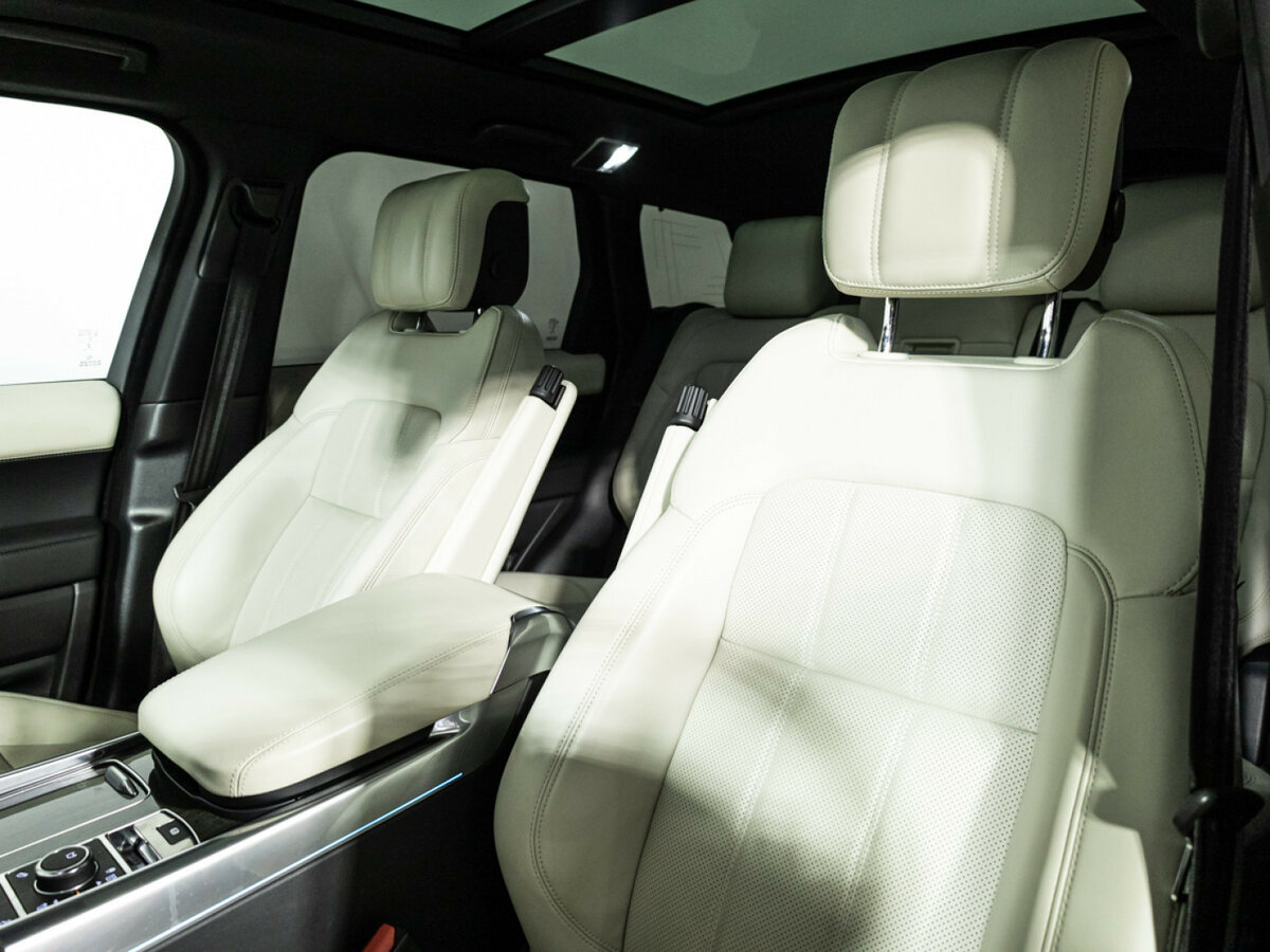 Land Rover Range Rover Sport с пробегом — 2018 год. Фото: #15