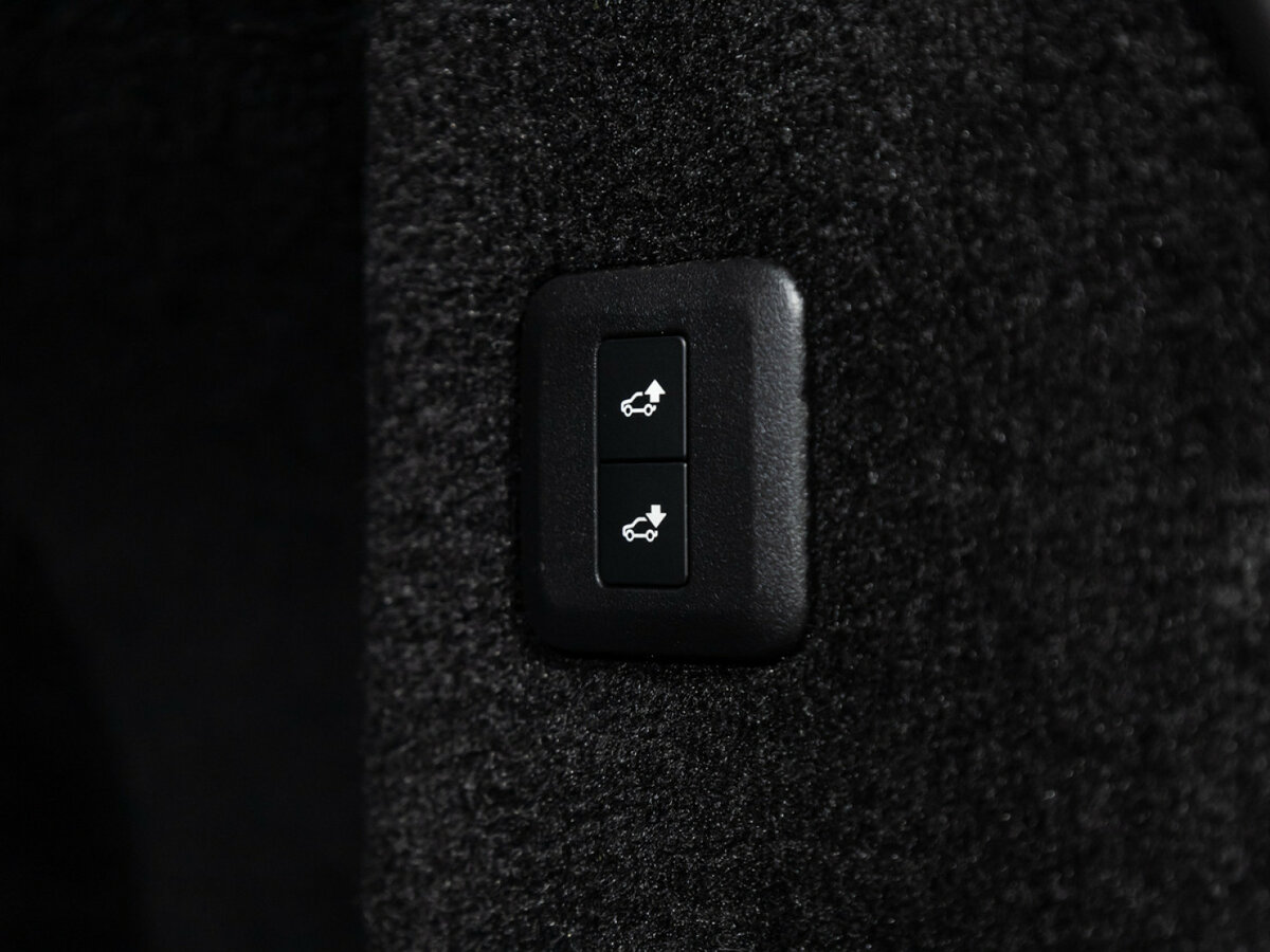 Land Rover Range Rover Sport с пробегом — 2018 год. Фото: #28